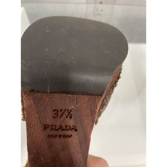 Prada Leather and Wood Floral Platform Clogs Size: EU 37.5 US 7.5 (B7) - Picture 12 of 12